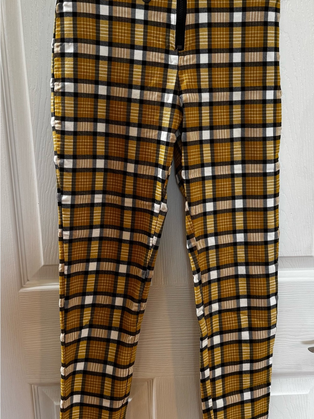 Urban Outfitters women’s Yellow Plaid stretch Pants